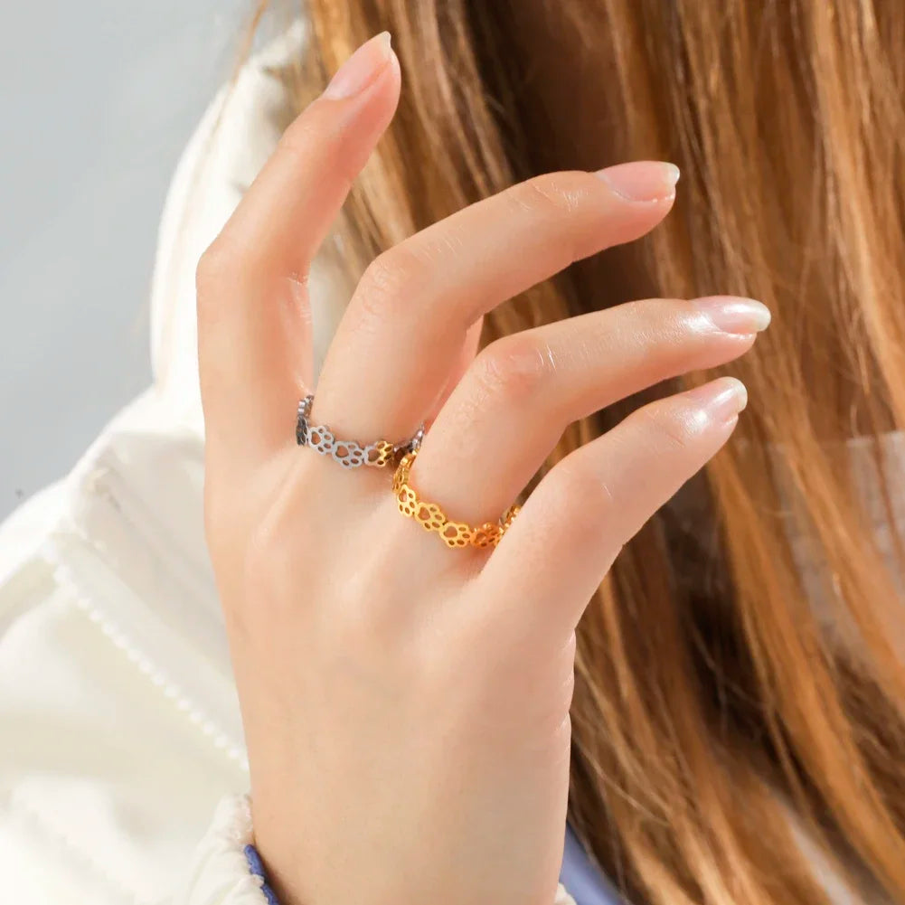 Paw Ring Made of Stainless Steel – Adjustable Finger Ring with Animal Motif for Women