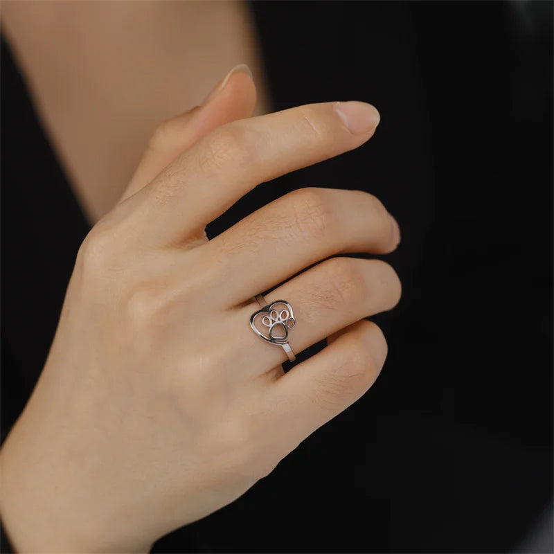 Heart Paw Ring Made of Stainless Steel for Animal Lovers